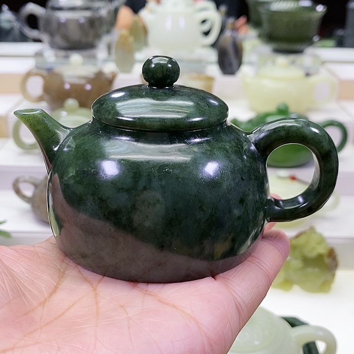未镶嵌和田玉挂件茶壶130m l