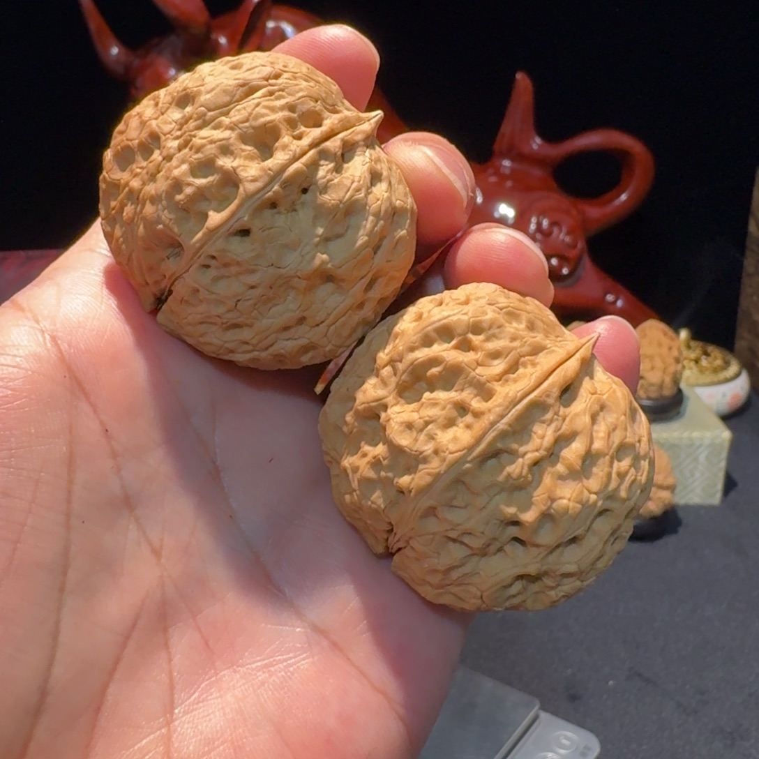 把件文玩核桃云南铁核桃24