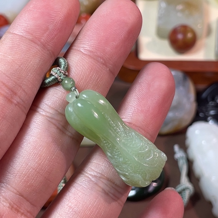 颈饰未镶嵌和田玉