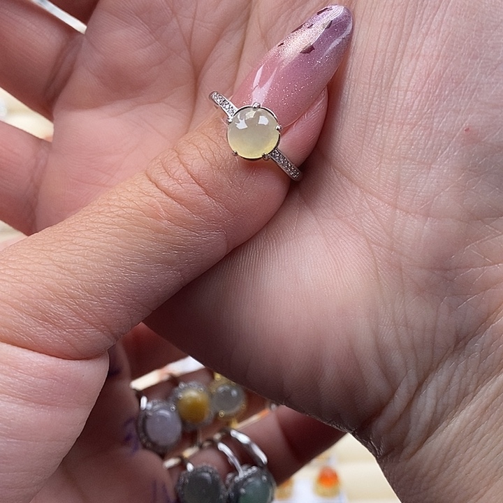 J***️翡翠未镶嵌戒指缅甸