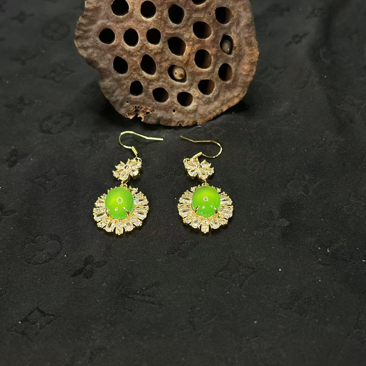 【玉合缘】天然高冰玛瑙玉髓豪镶耳饰 7124