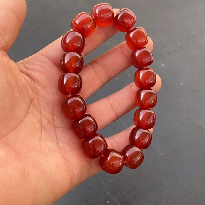 玛瑙/玉髓手串未镶嵌?****由