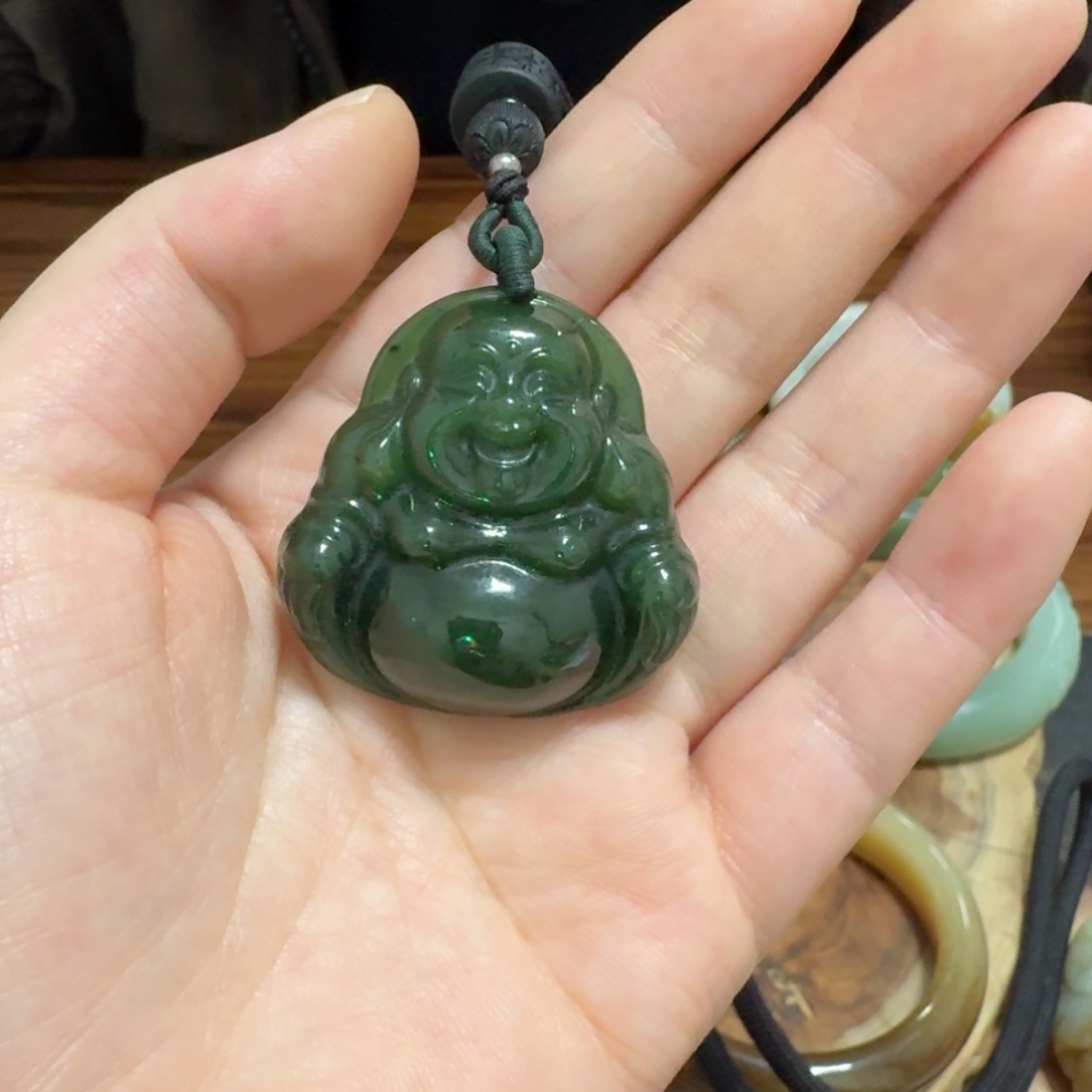 和田玉未镶嵌颈饰恐龙回流不退