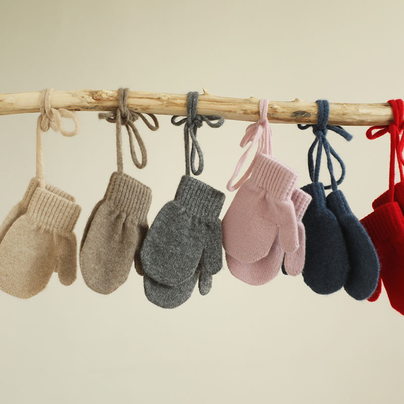 100%山羊绒男女婴儿宝宝纯羊绒挂脖小手套（2-6岁）儿童冬季加厚