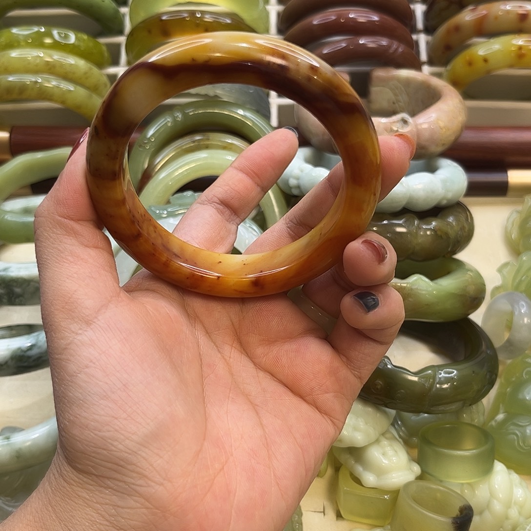 蛇纹石玉未镶嵌手镯9号60.4