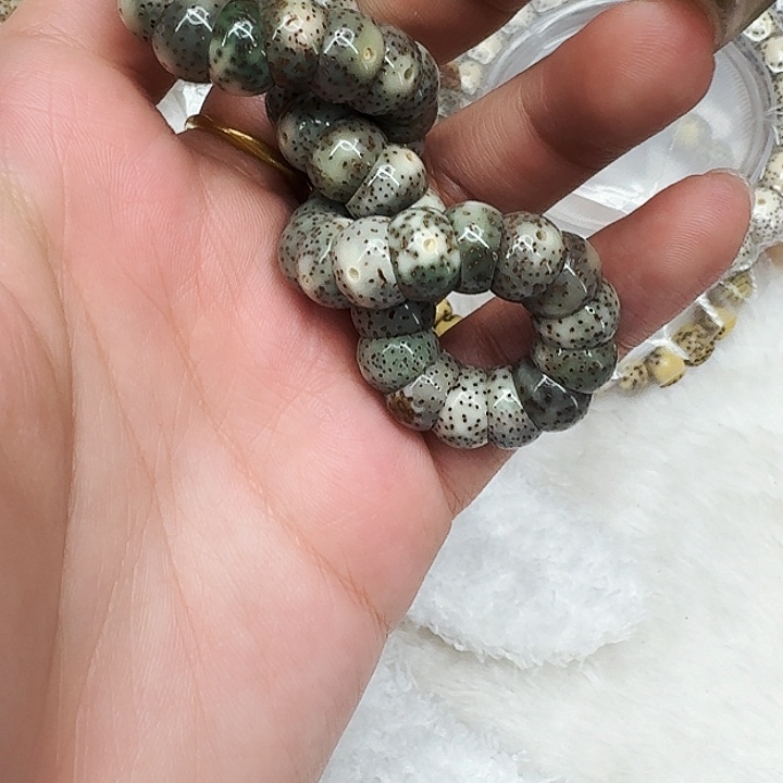 星月菩提手串422荣耀绿星月菩提猪大肠10单圈