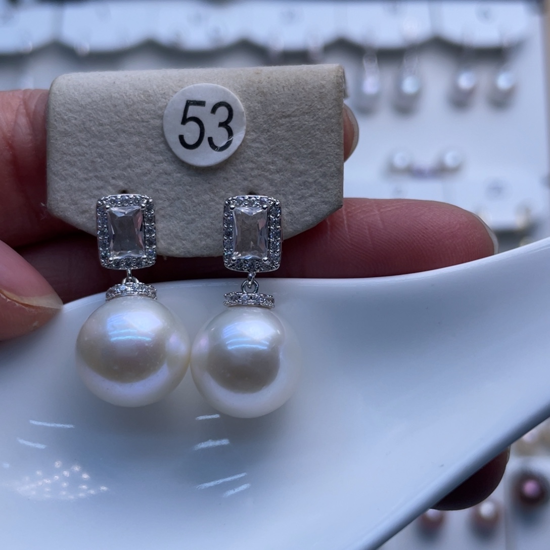 未镶嵌淡水珍珠耳饰