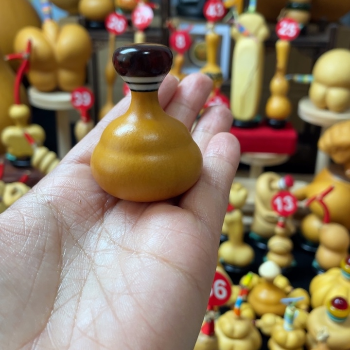 王***镜不过这个东西就是这样子下去