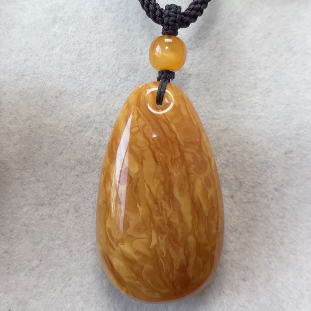 蜜蜡未镶嵌颈饰蜜蜡