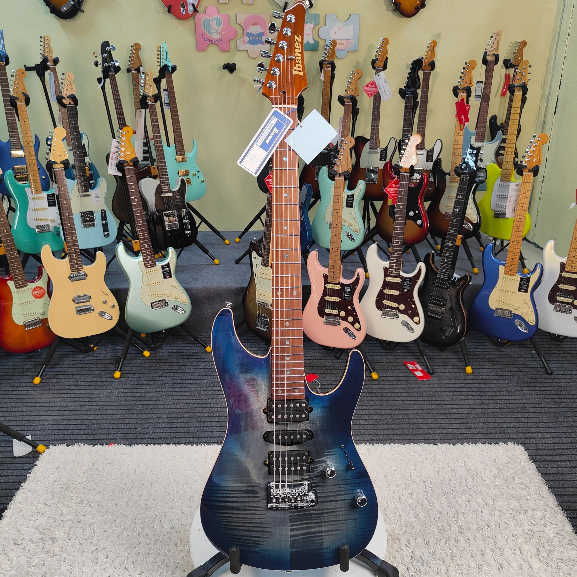 特价微瑕ibanez依斑娜2023新款日产AZ2407F-SDE电吉他