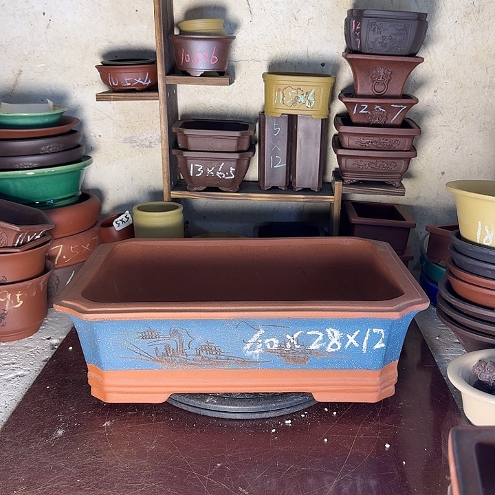 紫砂花盆，手工制作