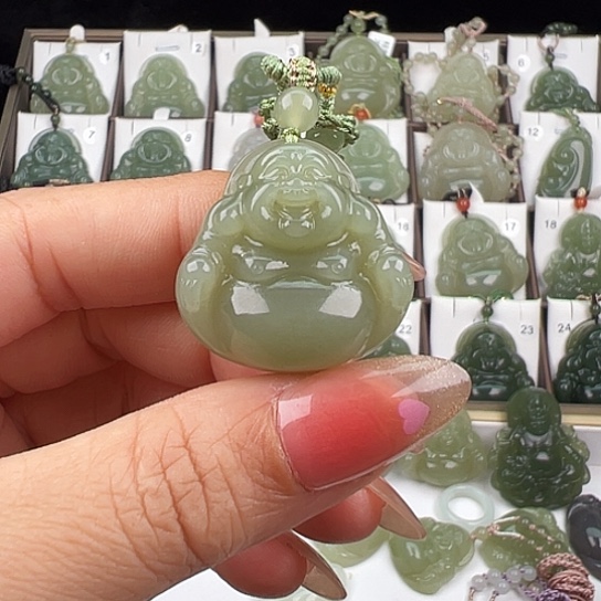 和田玉未镶嵌吊坠(赠链)我**妈