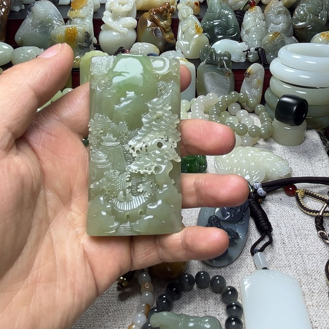 星***原和田玉未镶嵌挂件