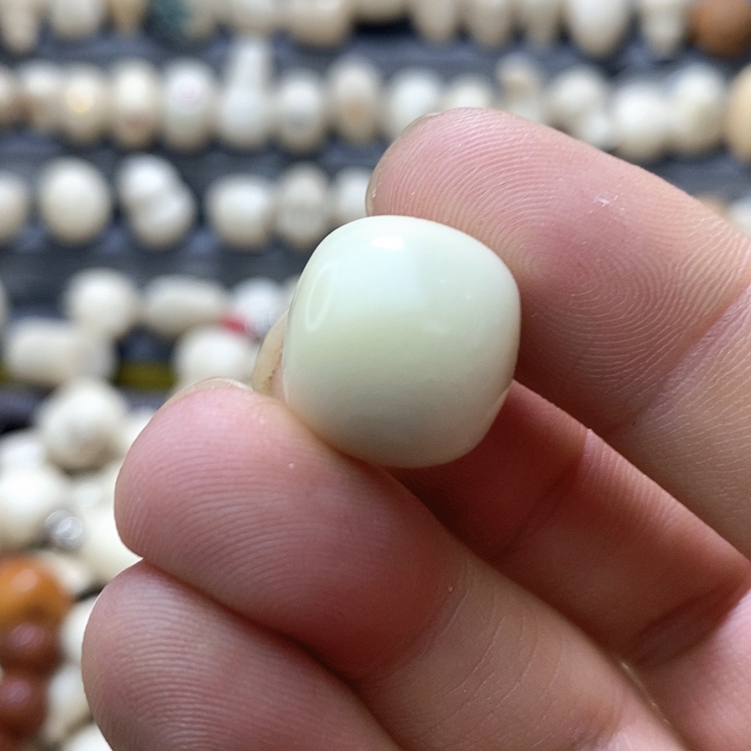 ල***ྉ菩提根/象牙果吊坠