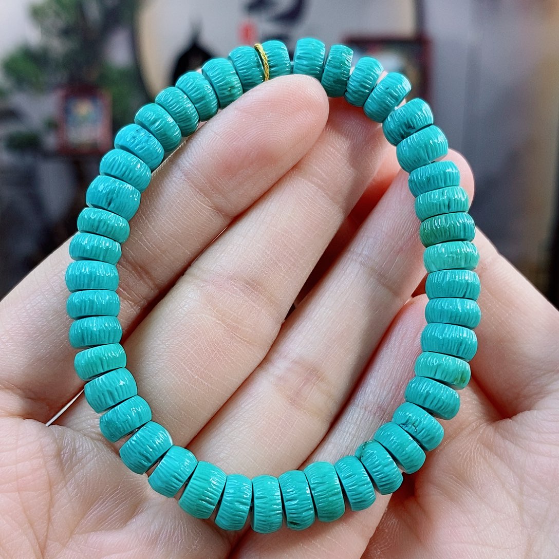 月****未镶嵌绿松石珠宝奇石