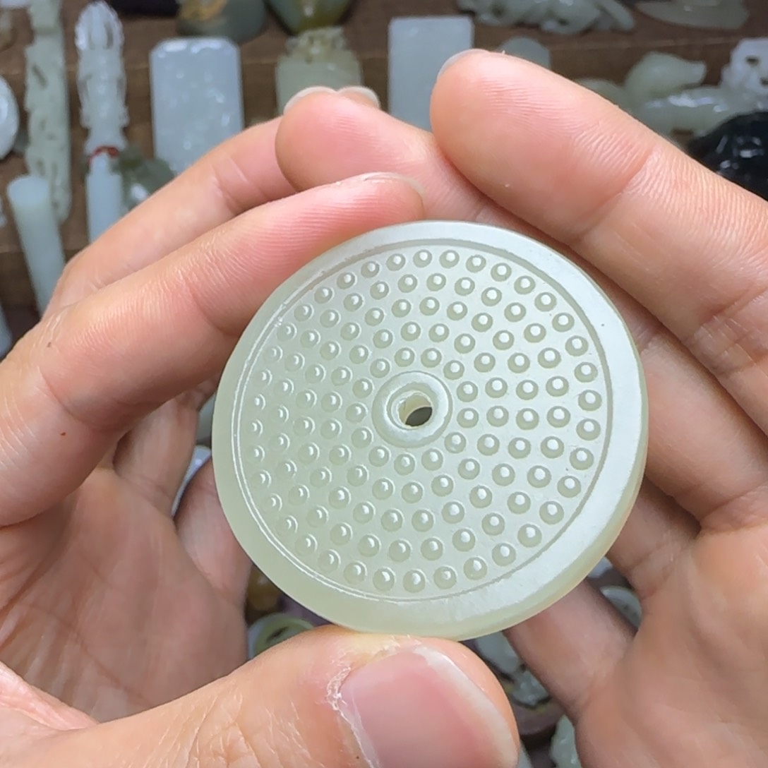 和田玉挂件未镶嵌