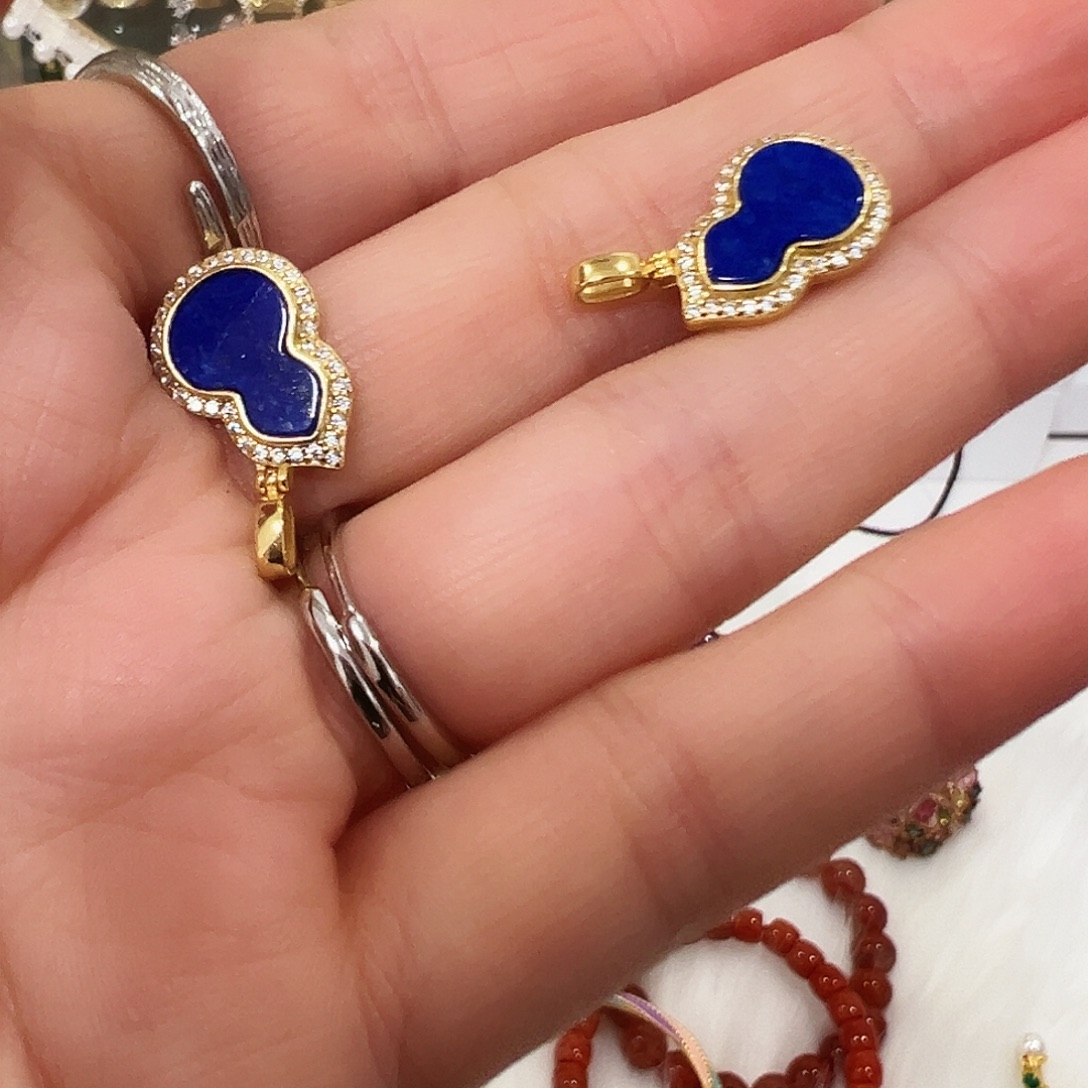 笑***咪青金石未镶嵌颈饰2个