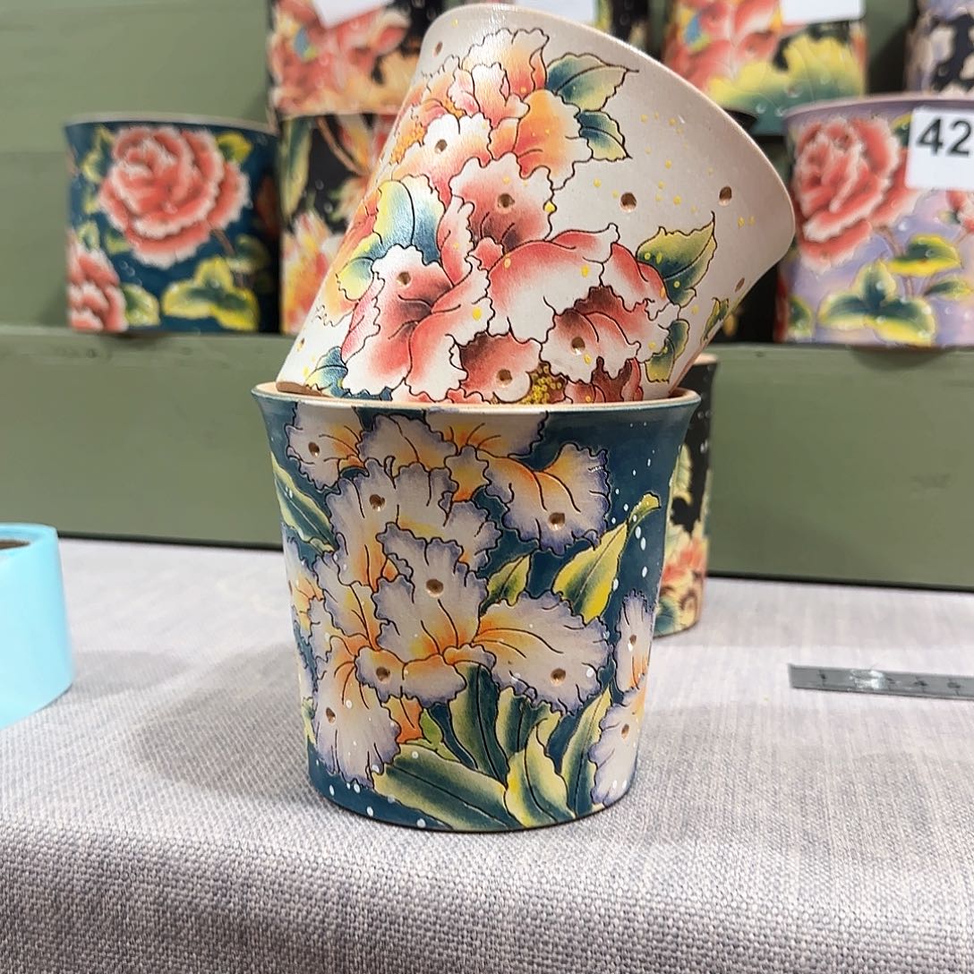 红陶a****珑28666655696669