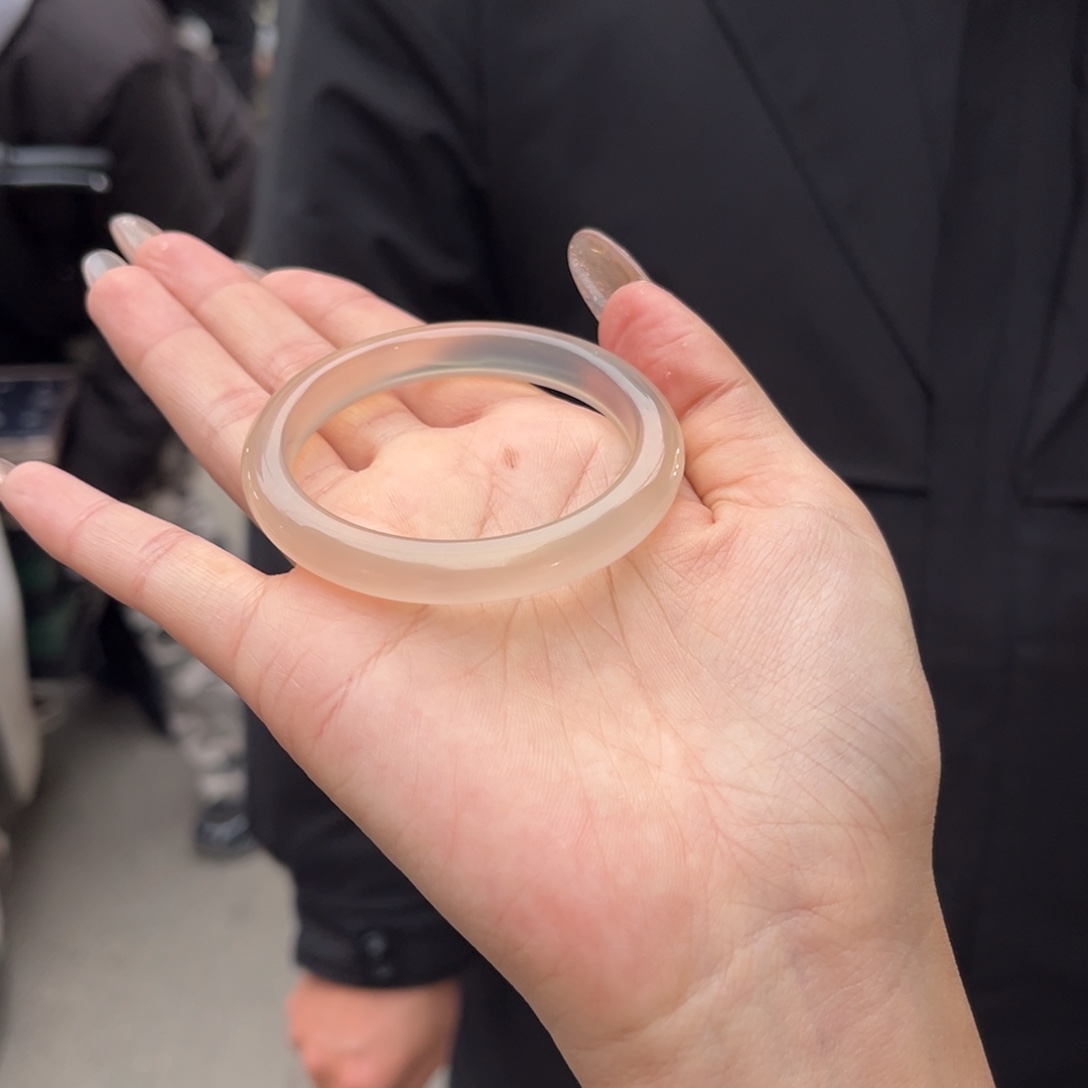 玛瑙/玉髓手镯未镶嵌?*呀