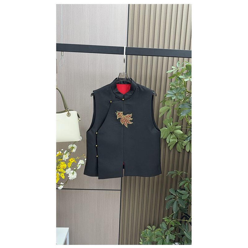 【‌‌‌‌‌‌暗夜织魂】新中式法绣锦鲤常规款无袖斜襟上衣重工背心马夹