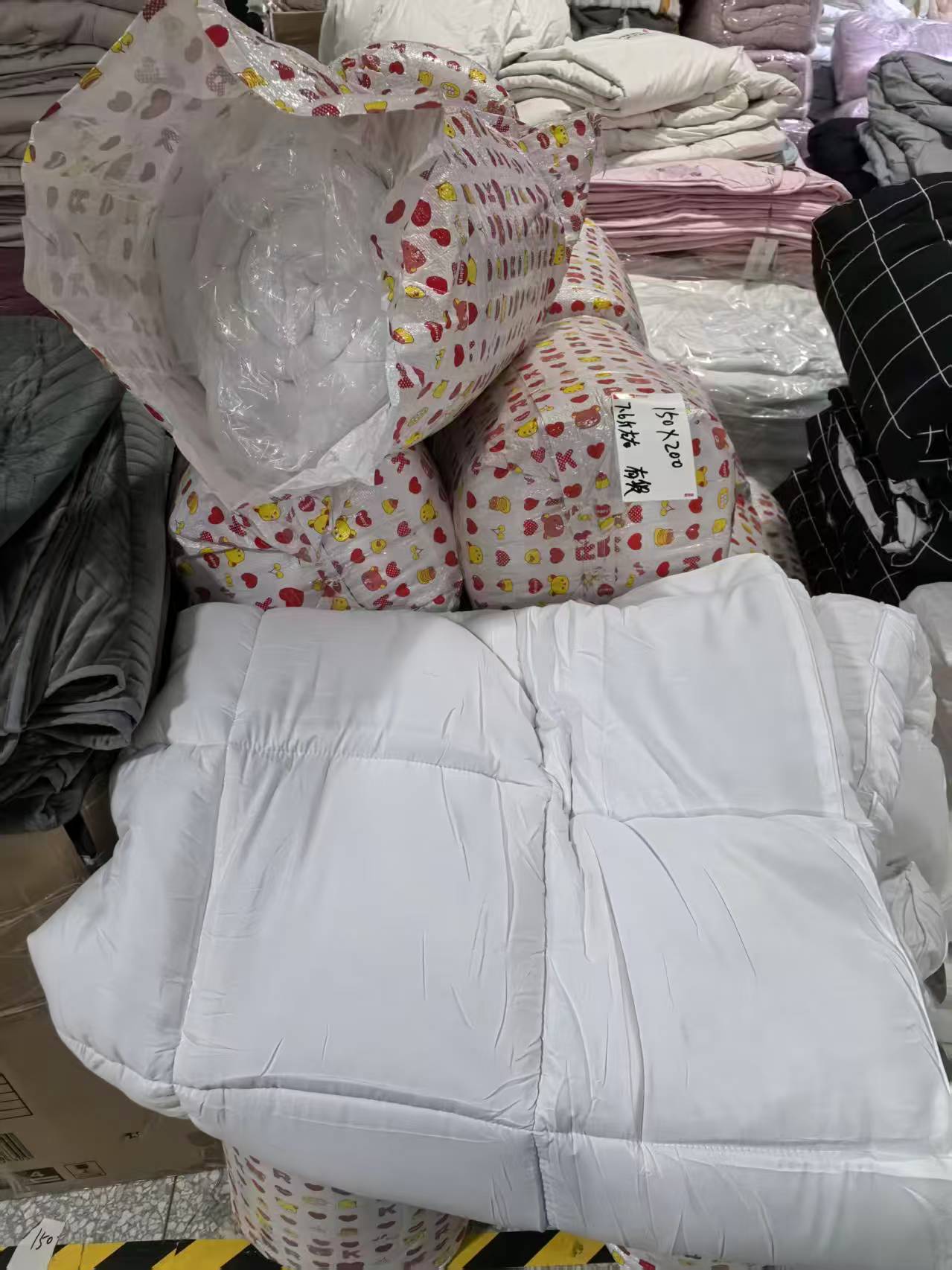 《厚广家》3楼150×200白色加厚超软化纤床垫 发1张7.6斤 圆筒款