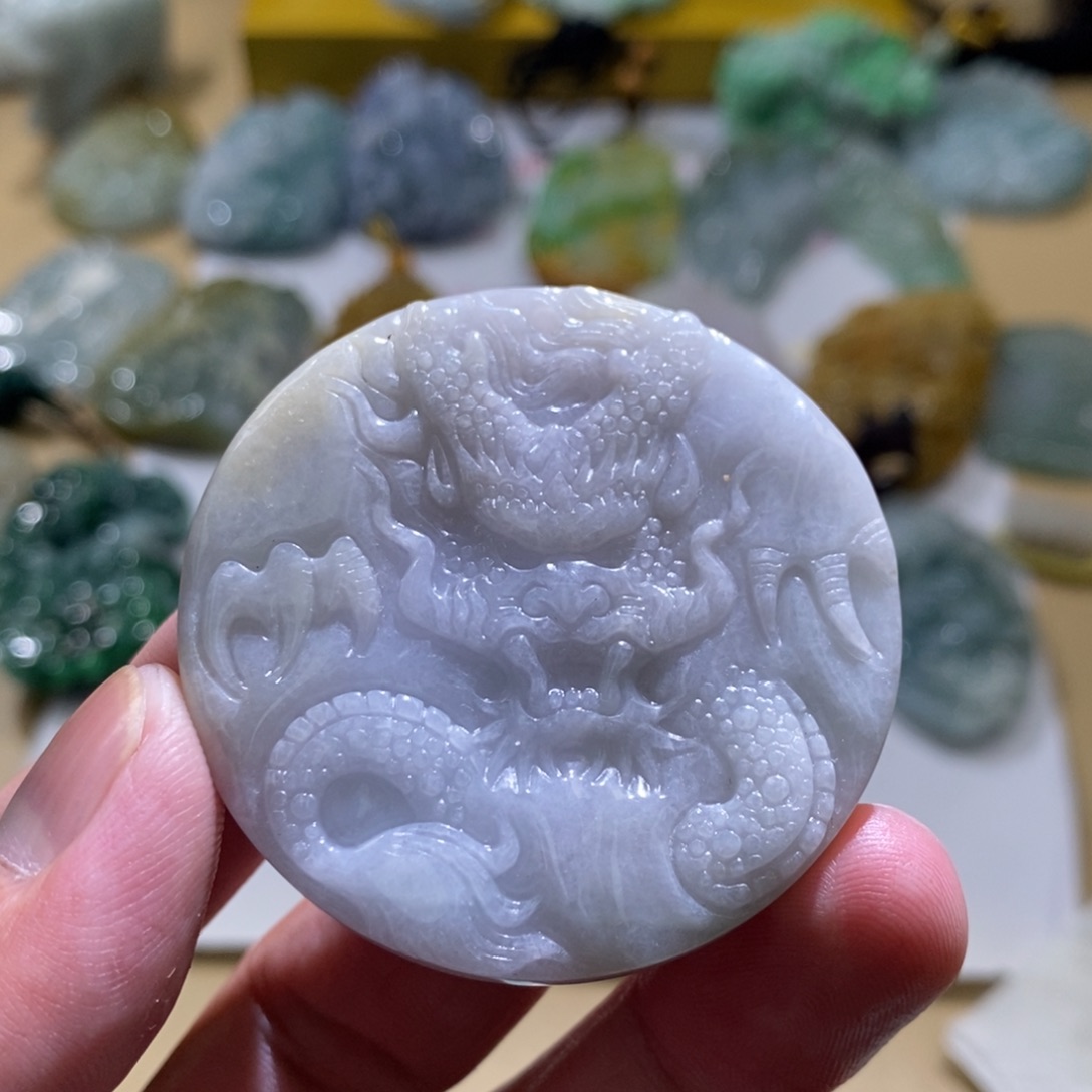 【闪购商品】翡翠颈饰未镶嵌1111111111111