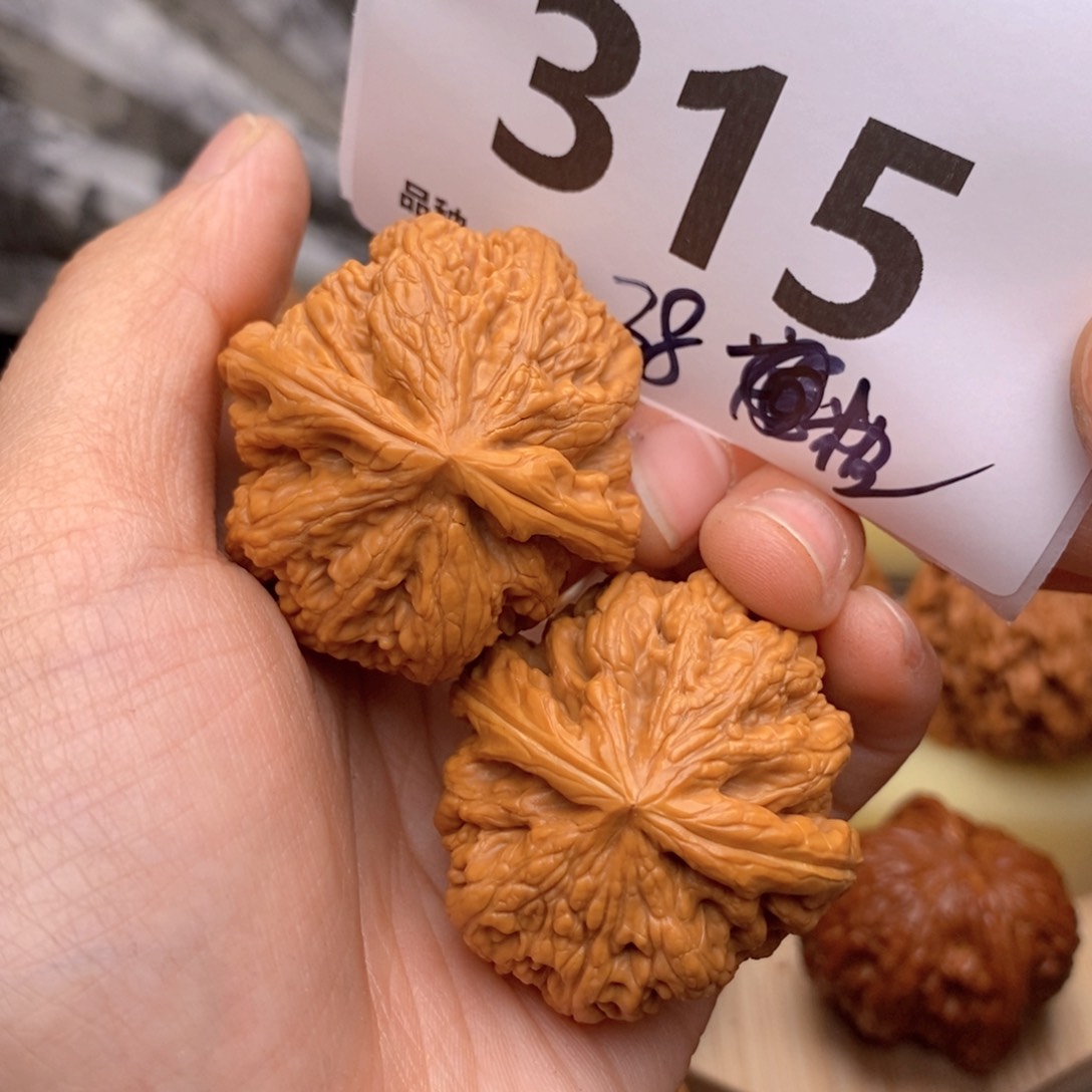 文玩核桃把件315号38粗筋