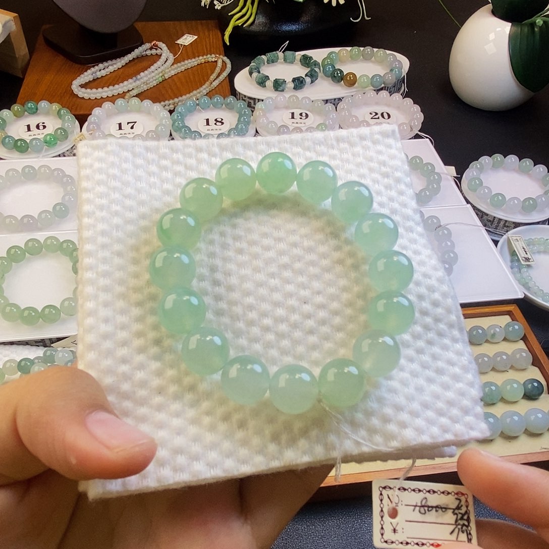 定制翡翠未镶嵌翡翠卡12