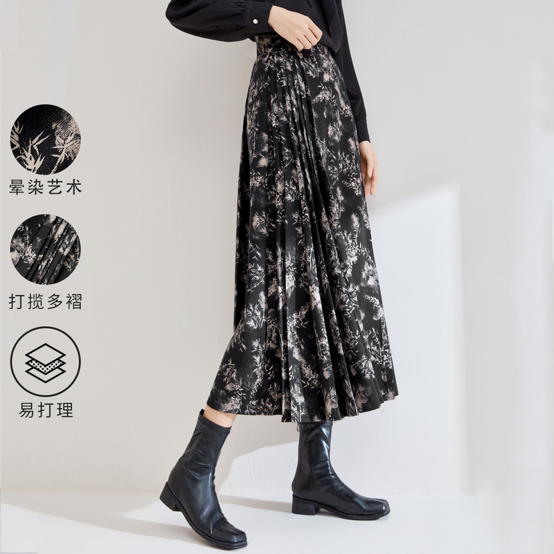 尚都比拉新中式优雅重工压褶遮胯显瘦通勤高腰印花马面裙58093X