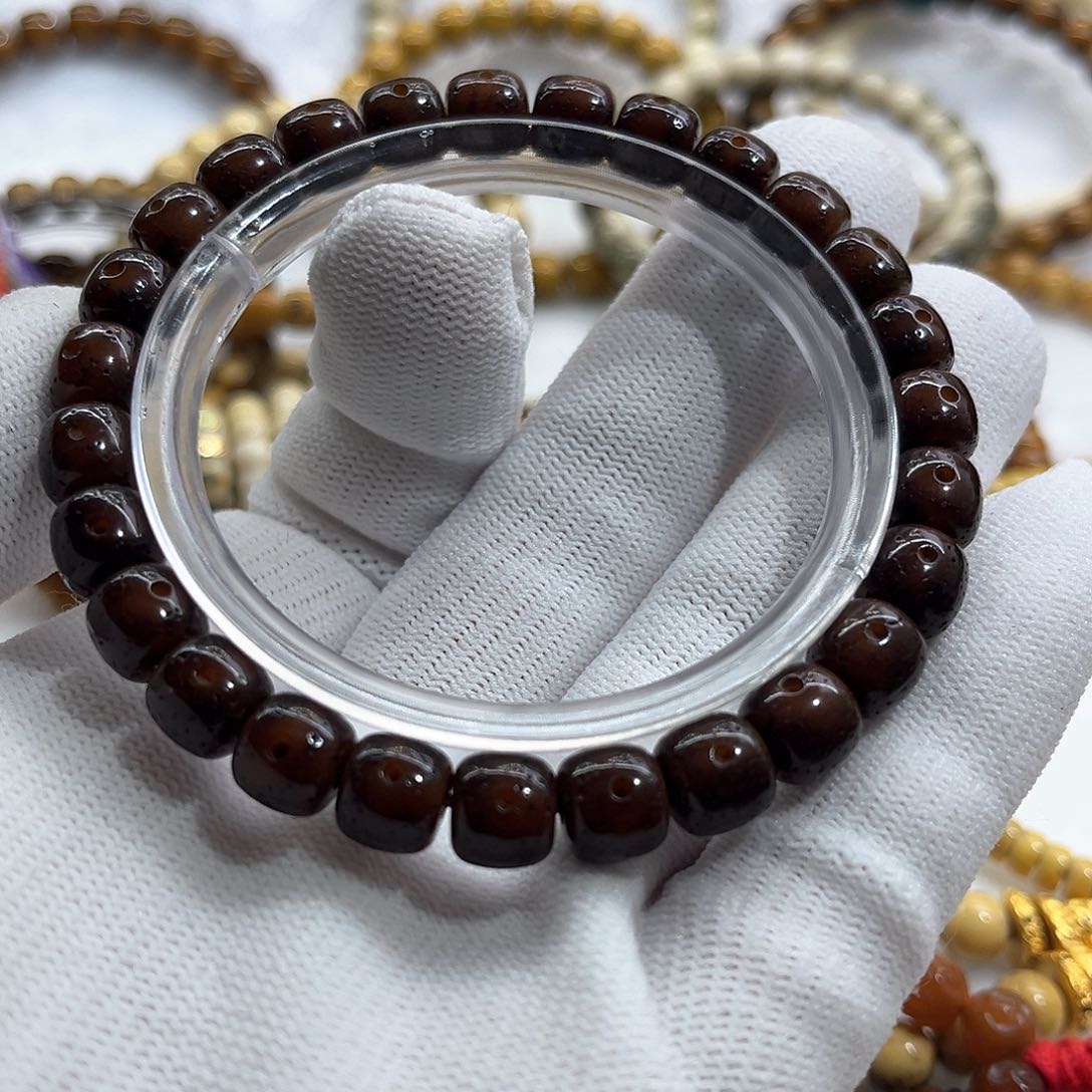 星月菩提吊坠玉化