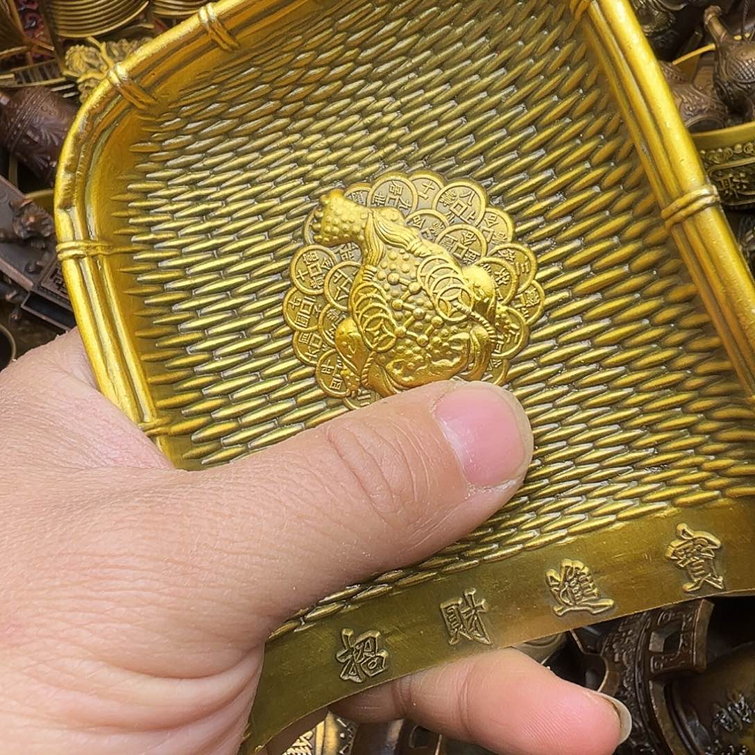精品铜器，精美文玩