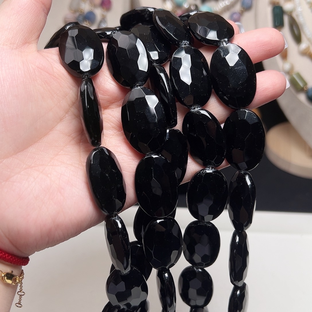 玛瑙/玉髓未镶嵌珠宝半成品k305黑色椭圆形多面玛瑙28*19