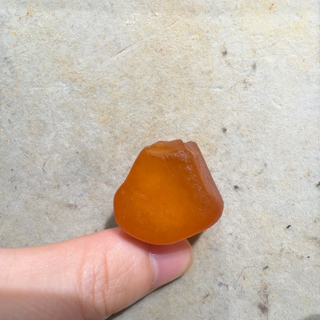 未镶嵌定制琥珀Z****1定制