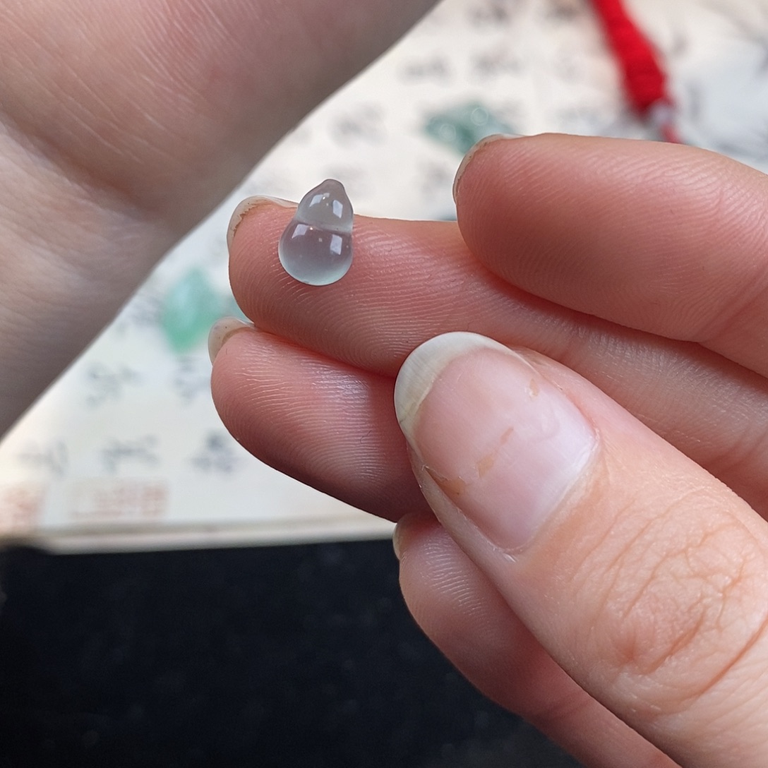 翡翠颈饰未镶嵌天然翡翠