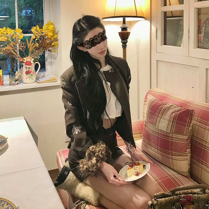 斯嘉丽的行李/SCARLETT 天鹅湖·奥杰塔的丝绒上装/半裙