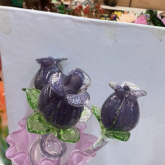 琉璃花瓶高45厘米宽9厘米