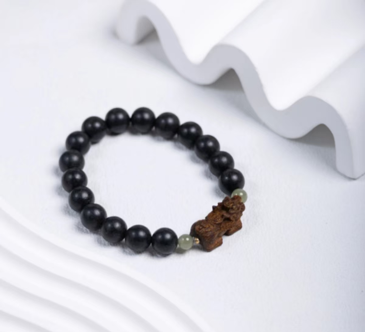 黑龙涎 合香珠1.0单圈手串配貔貅CX004