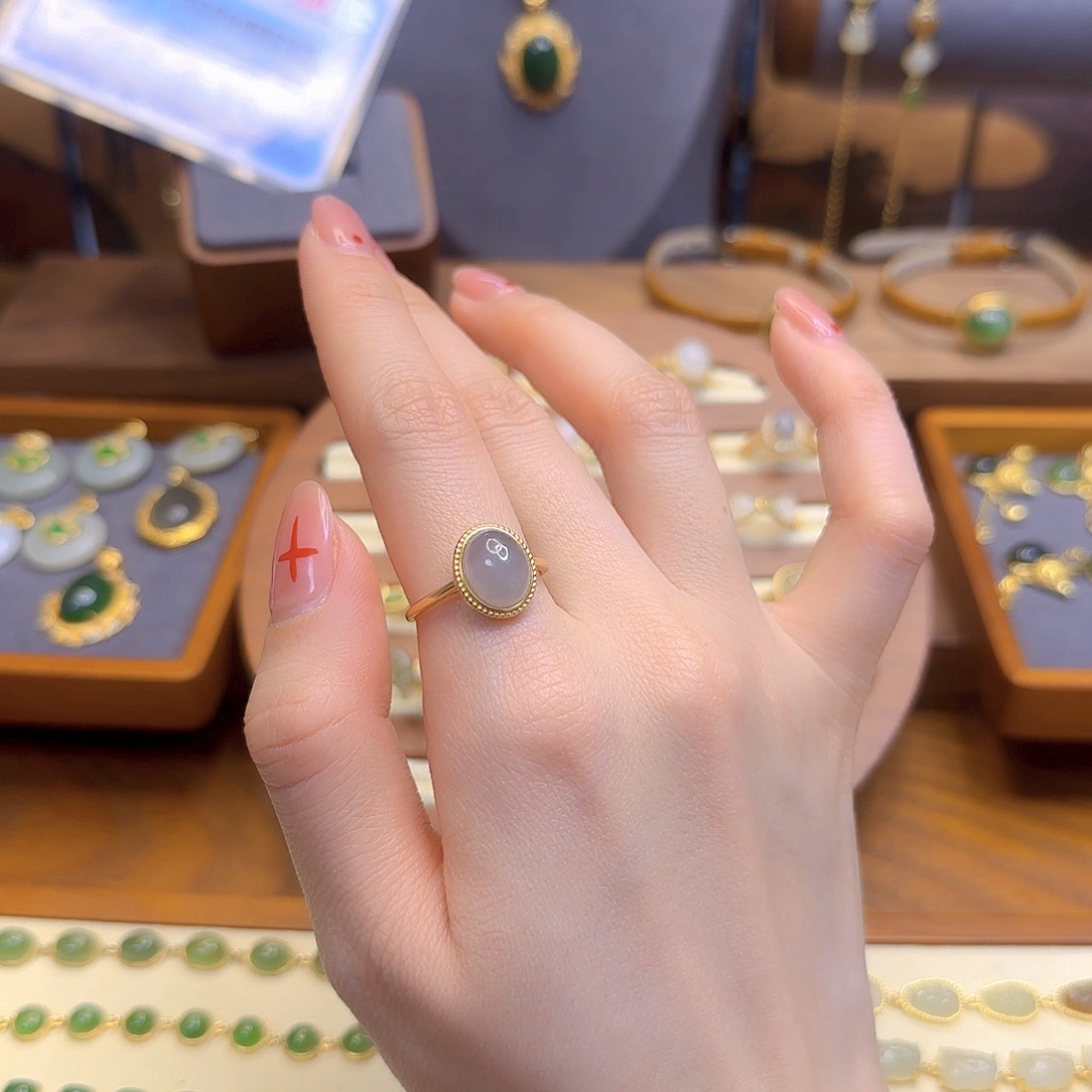 和田玉戒指银S925镀金镶嵌