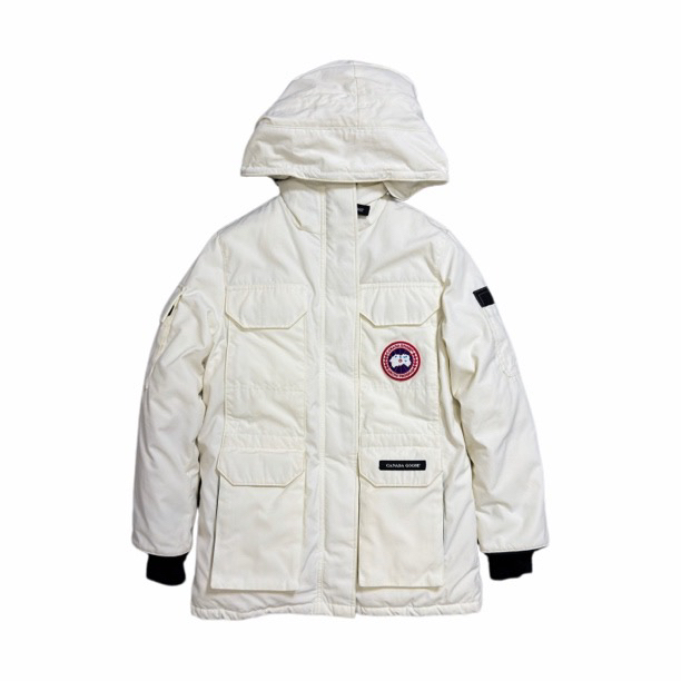 99新 CANADA GOOSE 加拿大鹅白色胸前logo羽绒服2xs码