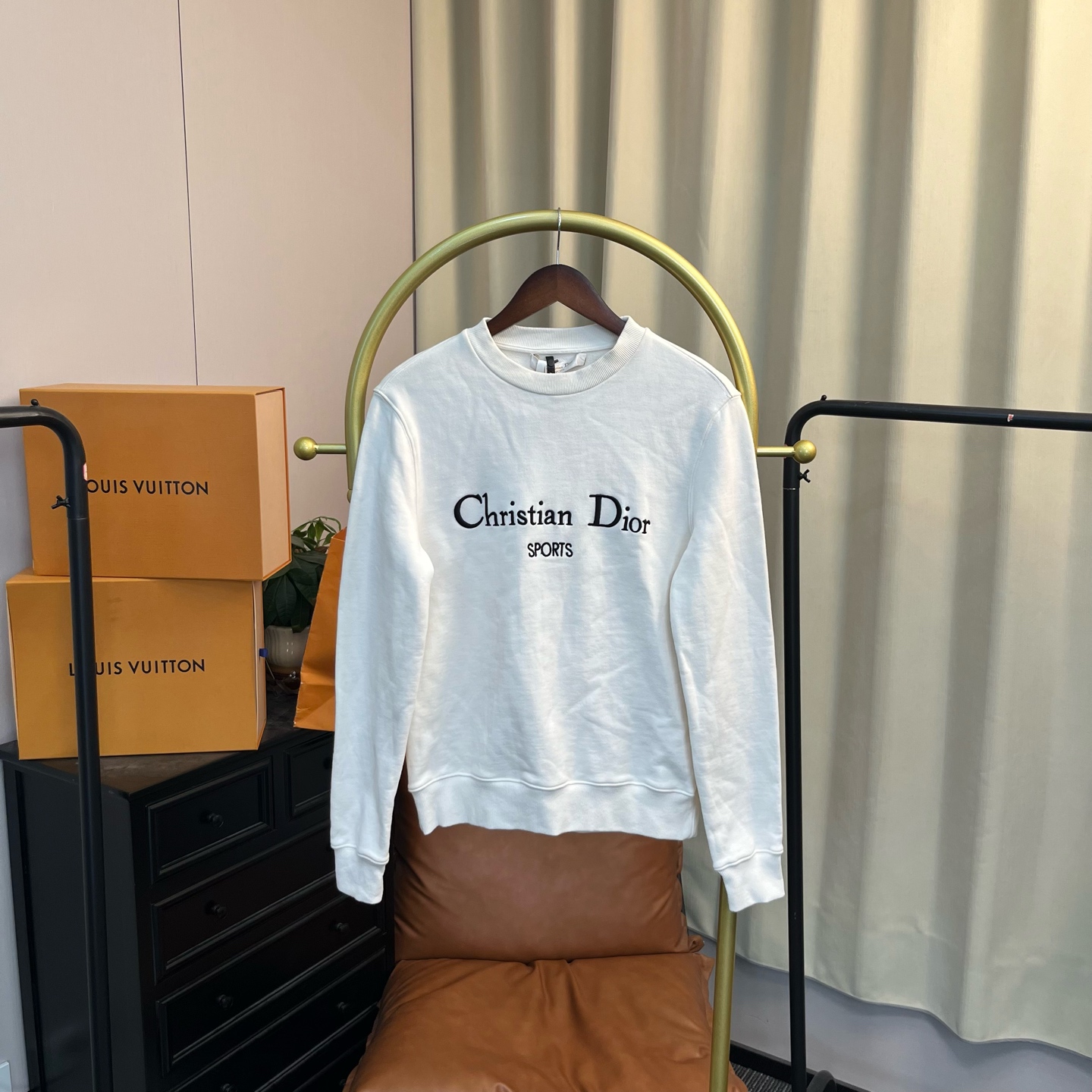 99新 DIOR/迪奥 梅芙 白色胸前大logo卫衣 M码 