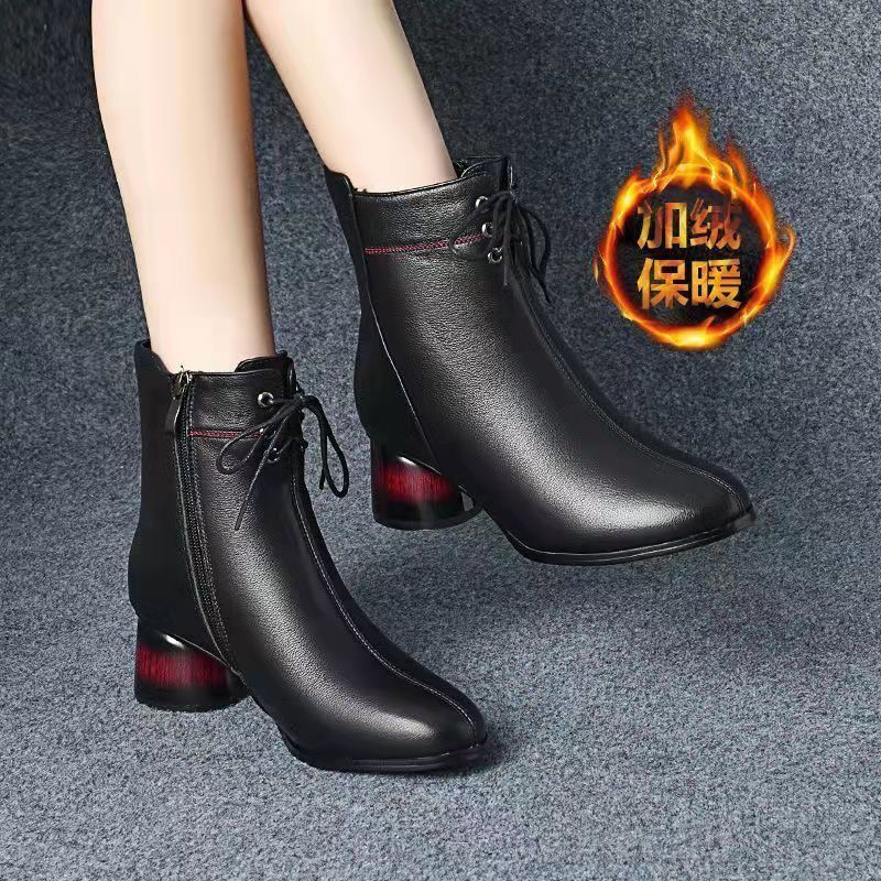 品牌断码真软皮马丁靴女冬季新款粗跟加绒短靴英伦风中跟中筒棉鞋