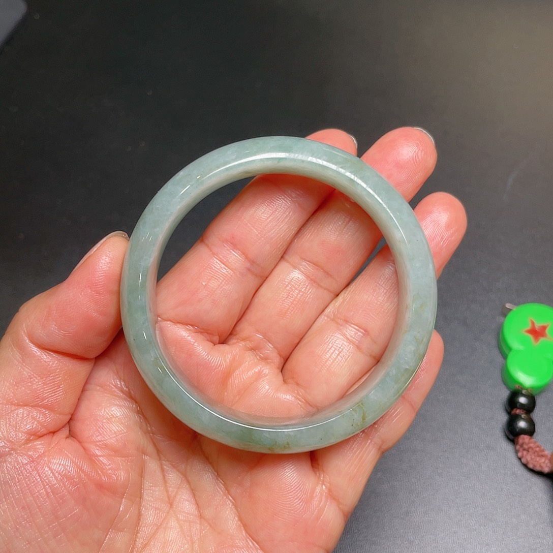 翡翠未镶嵌手镯兰水翡翠手镯（不换不退）