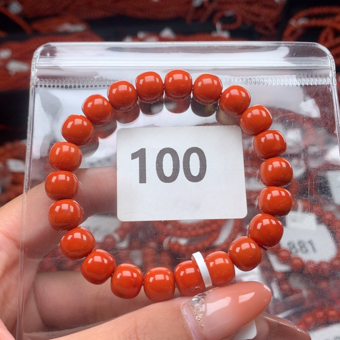 南红玛瑙手串未镶嵌100