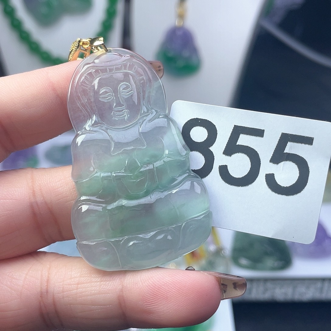 翡翠吊坠(赠链)未镶嵌
