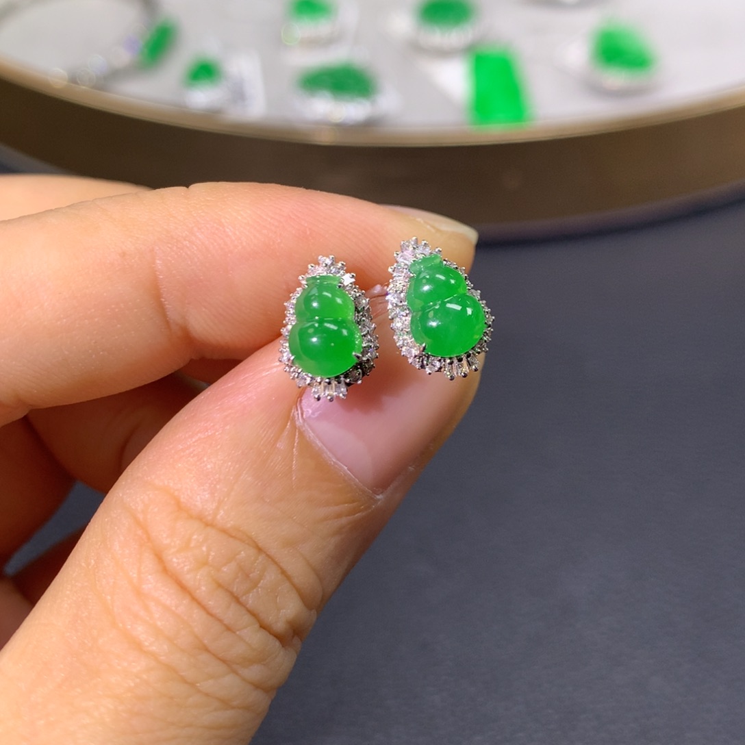 翡翠耳饰18K金镶嵌翡翠