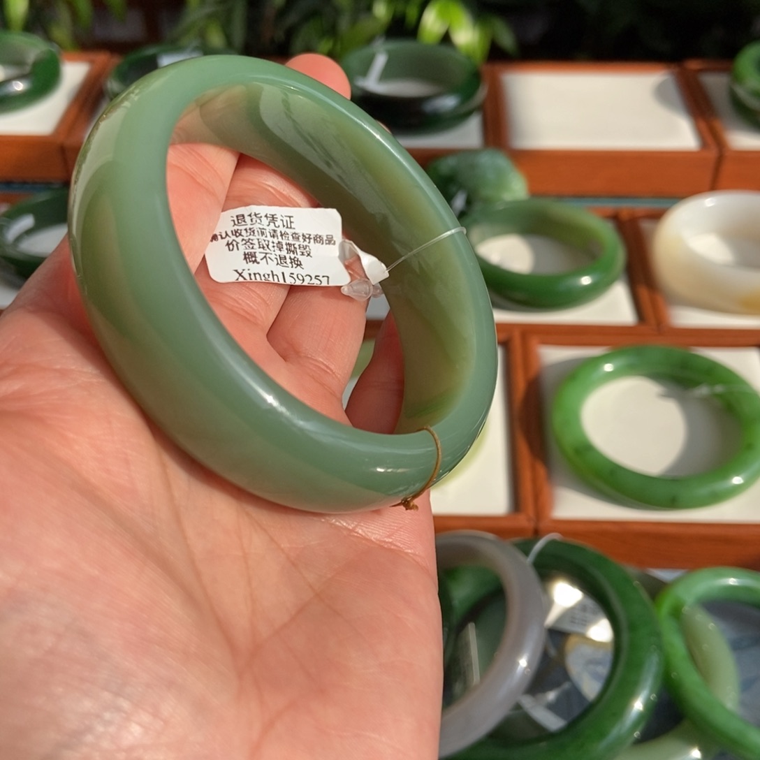 和田玉（碧玉）未镶嵌手镯俄碧粉青宽胎58.8