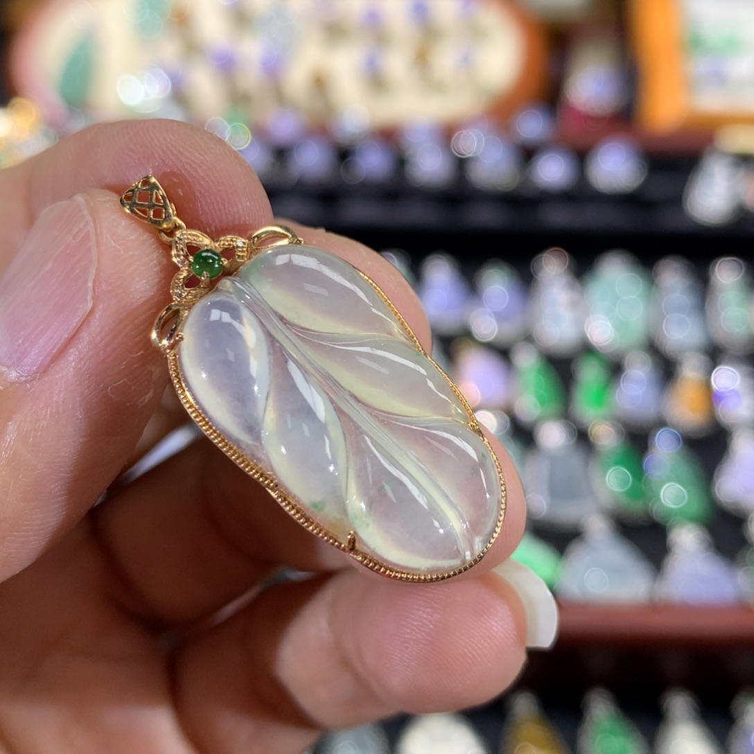 翡翠18K金镶嵌吊坠(不含链)