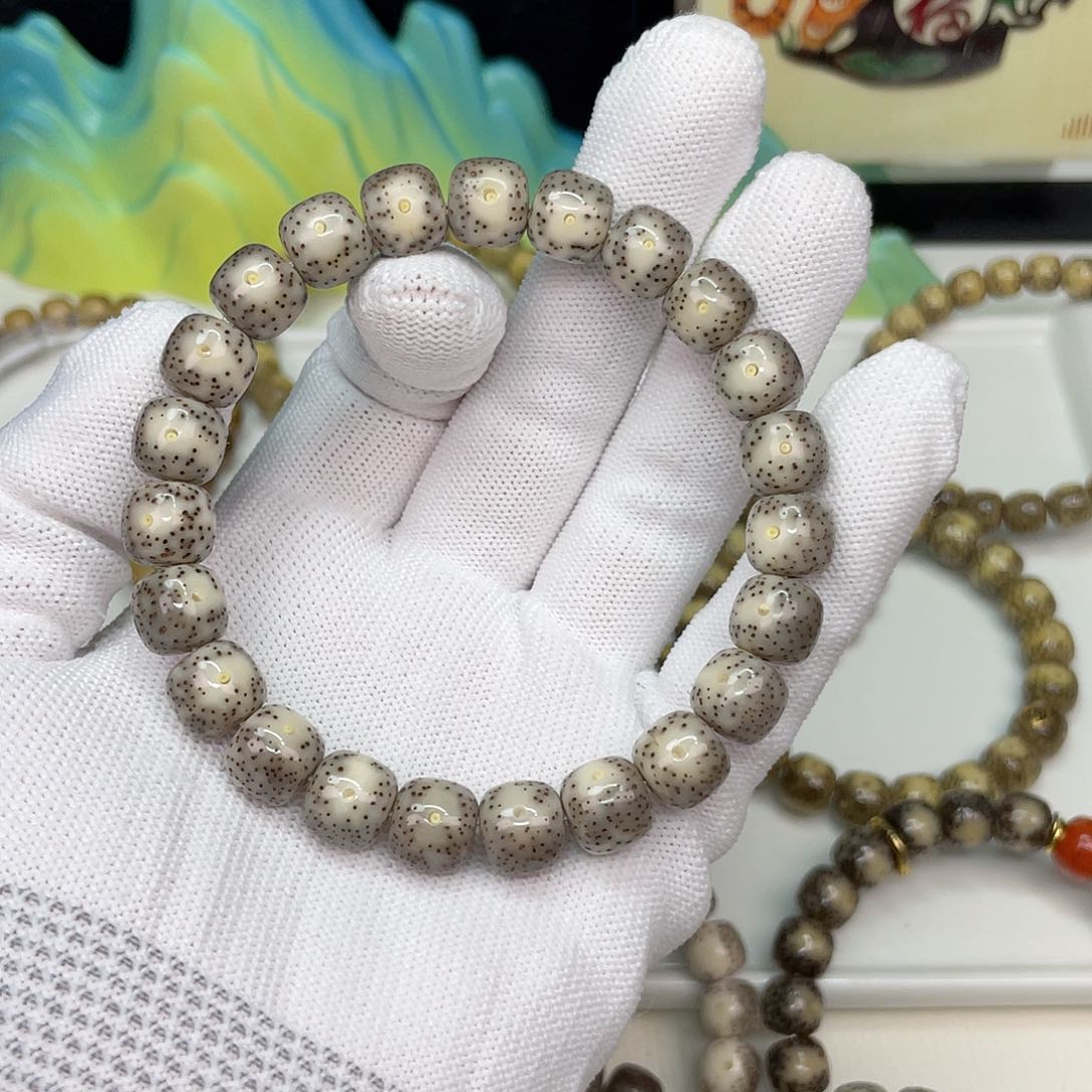 星月菩提手串06。10/9灰冰通体留白带双留白