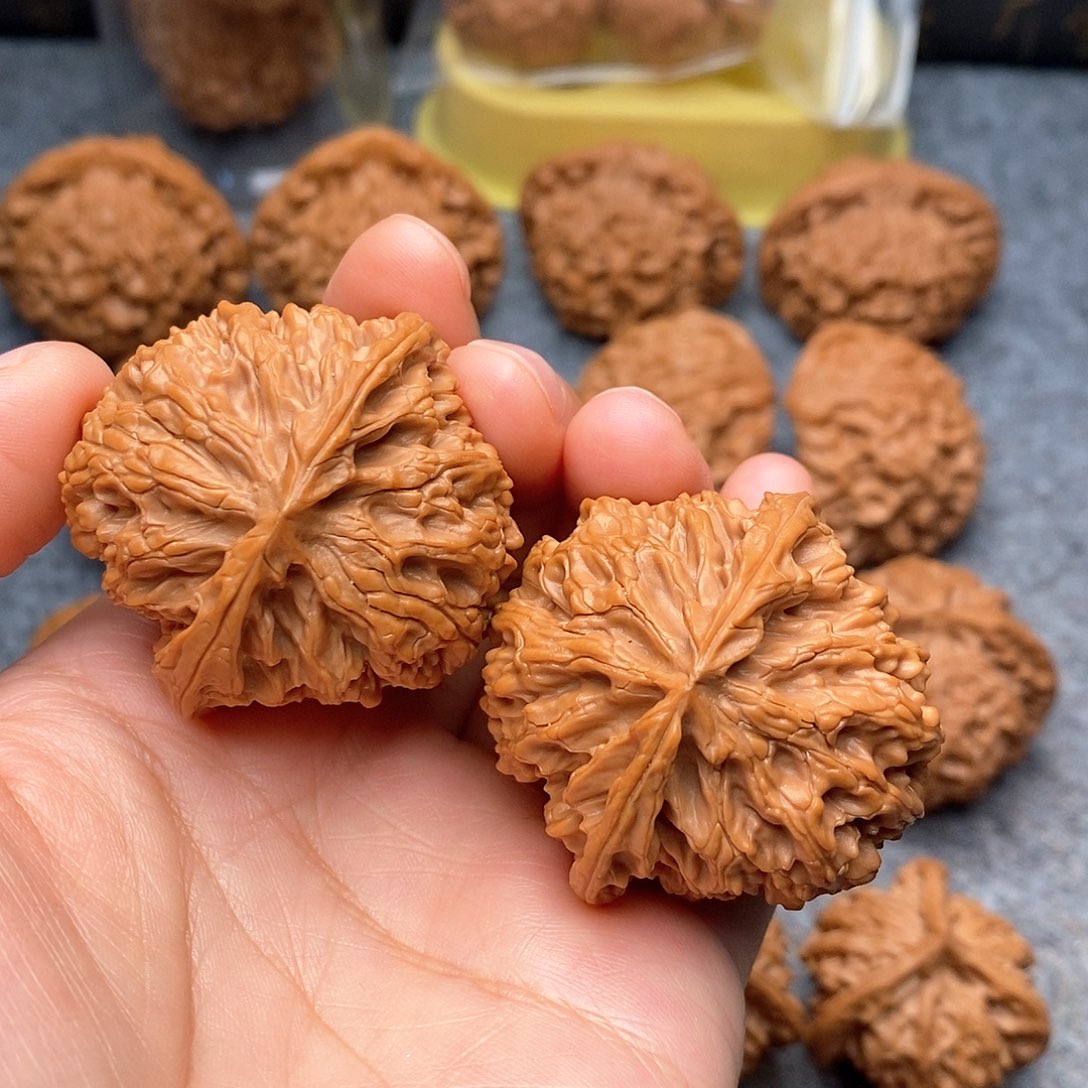 文玩核桃把件苹果园41.8全品