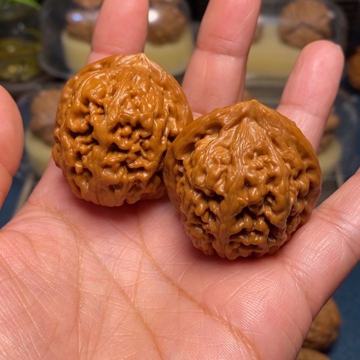 【闪购商品】文玩核桃把件凤凰台